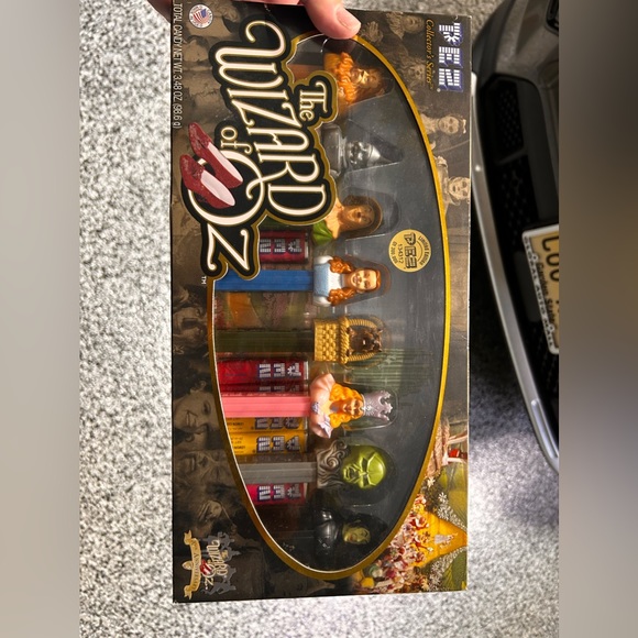 70th Anniversary Wizard of Oz pez set - Picture 1 of 3